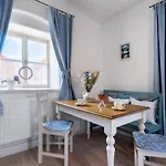 Boutique Soukenikuv Dum 4* קונטה הורה