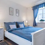 Boutique Soukenikuv Dum בית הארחה קונטה הורה