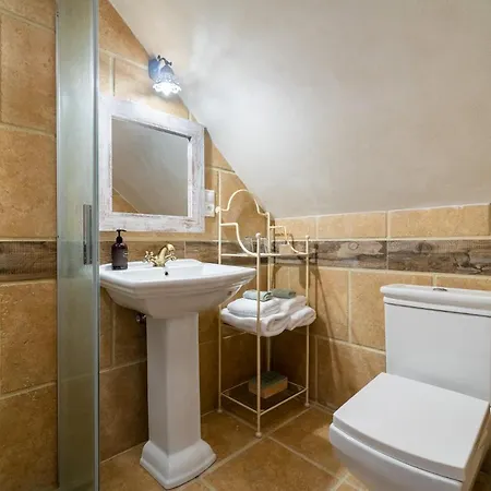 Boutique Soukenikuv Dum 库特纳霍拉