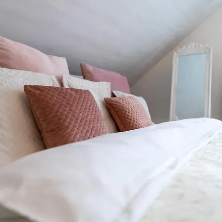 招待所 Boutique Soukenikuv Dum