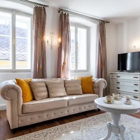 Boutique Soukenikuv Dum Guest house