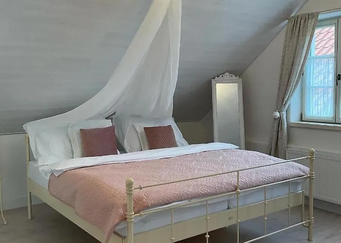 Boutique Soukenikuv Dum 4* Кутна-Гора