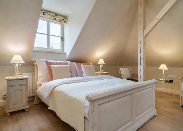 Boutique Soukenikuv Dum 4*