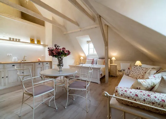 Boutique Soukenikuv Dum Гостевой дом Кутна-Гора