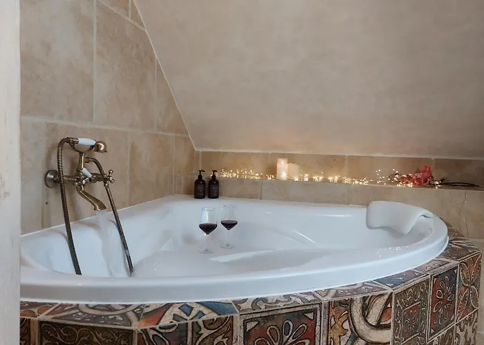 Boutique Soukenikuv Dum Гостевой дом 4*